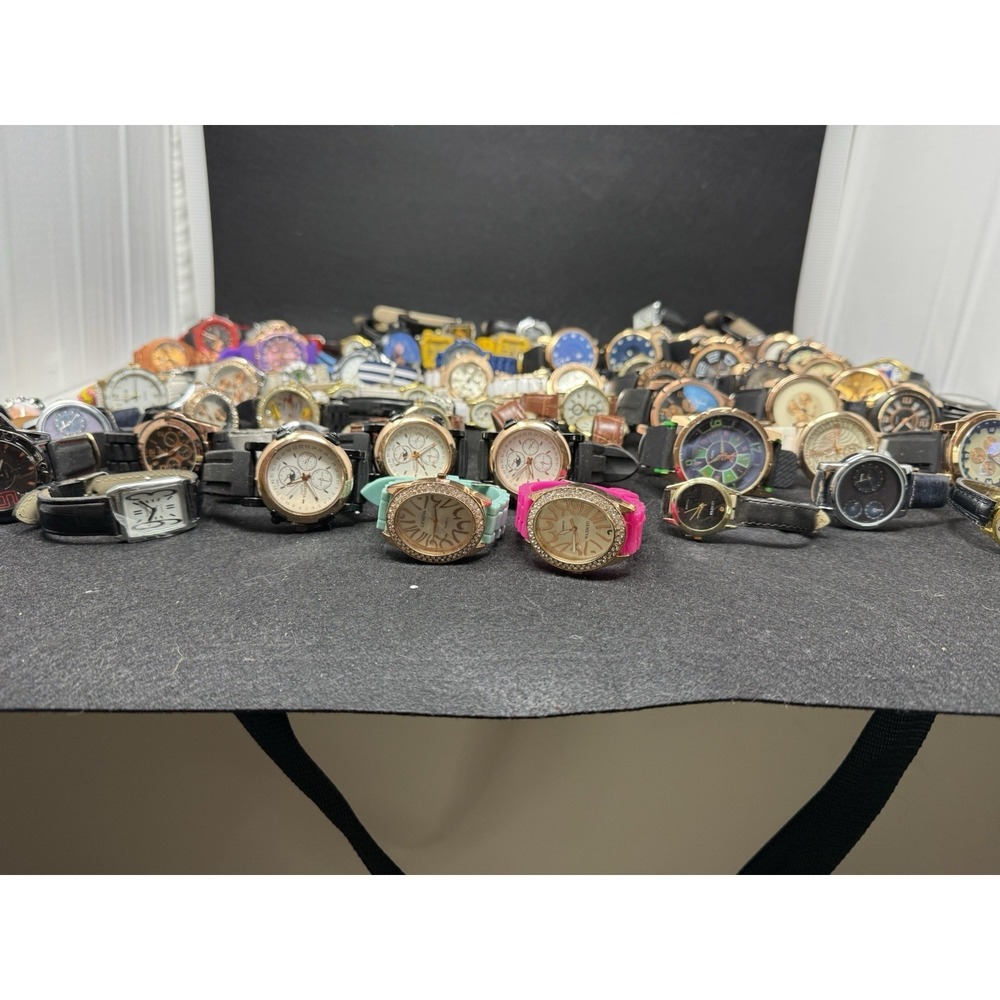 Huge Geneva Donna Vivi Fashion Watch Lot 60+ Men's Women's Wristwatches - Picture 8 of 13